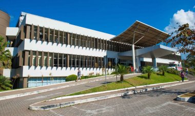 Com atuação pautada em inovação e atendimento humanizado, Hospital Márcio  Cunha celebra 59 anos de história