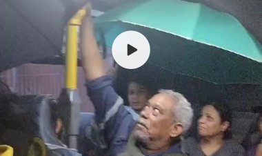 Chove dentro do ônibus que faz a linha Bela vista em Timóteo