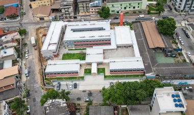 Prefeito Gustavo Nunes visita obras da Escola Nelcina e anuncia aumento de vagas na rede municipal para 2025