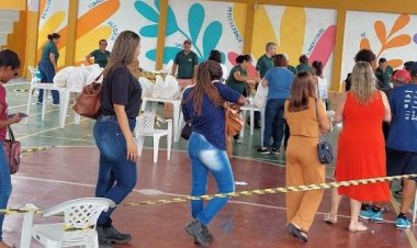 Coopertim realiza entrega das cestas Natalinas