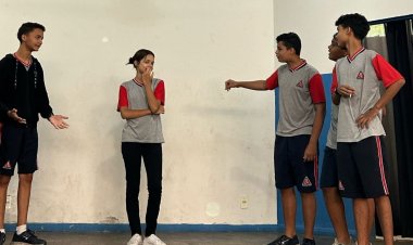 Alunos da Escola Municipal de Timóteo promovem sarau em homenagem ao Dia da Mulher