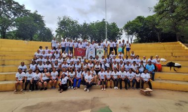 **Grupo da Dança Circular da AAPT Realiza um passeio no Parque Ipanema