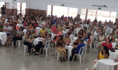 Associação dos Aposentados de Timóteo realiza emocionante homenagem às mães com atividades de saúde e bem-estar
