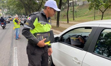 Prefeitura de Ipatinga realiza blitz educativa pelo Dia do Motorista em parceria com o Instituto Raquel Barreto
