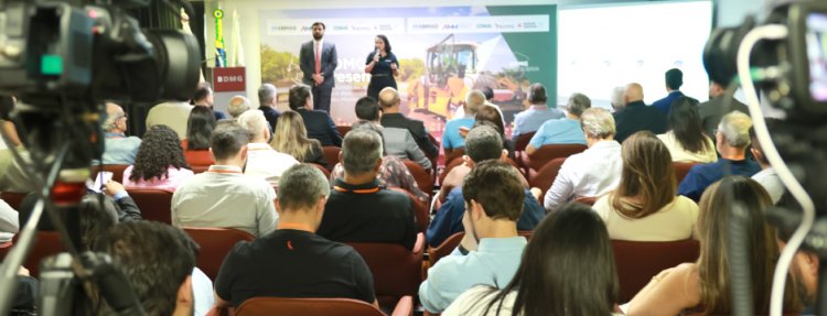 Prefeitos e gestores municipais se reúnem para conhecer soluções de crédito do BDMG para melhorias nas cidades