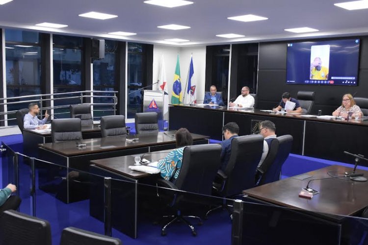 Programa Constituição na Escola é aprovado nas comissões da Câmara