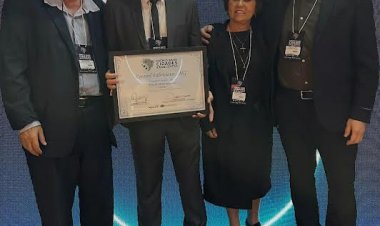 Coronel Fabriciano conquista 1º lugar no Prêmio Band Cidades Excelentes 2025 no pilar Educação