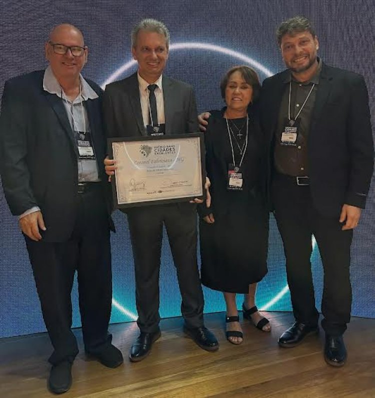 Coronel Fabriciano conquista 1º lugar no Prêmio Band Cidades Excelentes 2025 no pilar Educação