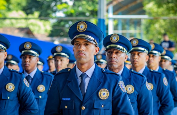 Ipatinga entrega primeira turma  de Guardas Civis Municipais  em solenidade emocionante