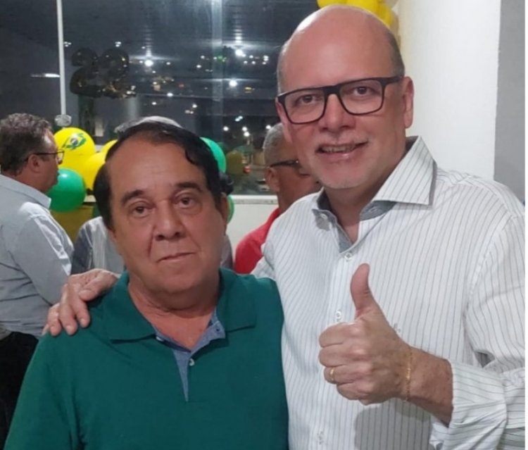 O Pré-candidato a vereado Jair Ribeiro participa de encontro com partidos aliados  em Timóteo